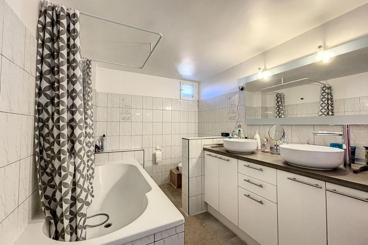 Maisonnette De Plage Sur Les Toits Appart 1 Chambre 1 Mezzanine Avec Vue Le Grau-du-Roi Zewnętrze zdjęcie